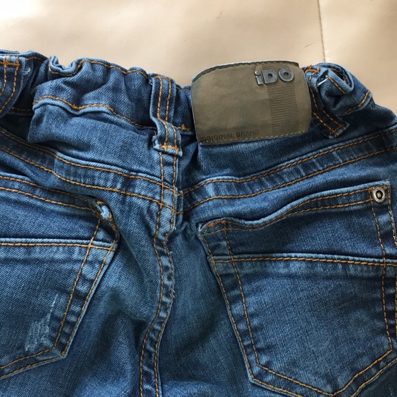 Boys lightly distressed jeans size 6, brand I Do - Picture 3 of 3